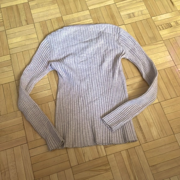 nude ribbed v neck long sleeve - Picture 2 of 2